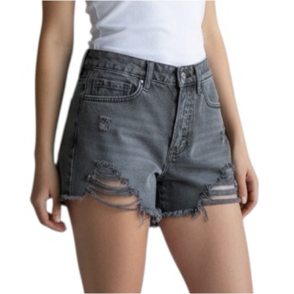 PacSun Black Wash Distressed Vintage High-Waisted Jean Shorts Size 22 (XXS)